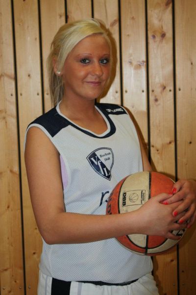 inc/stefanie wallis.jpg